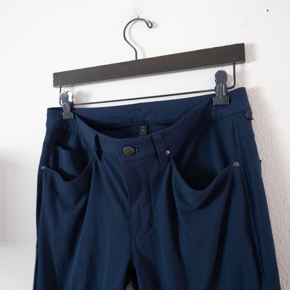 Lululemon ABC Classic Fit 5 Pocket Pant in Navy - Picture 4 of 4